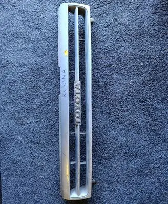 Toyota Carina T190 Front grill 5310120300