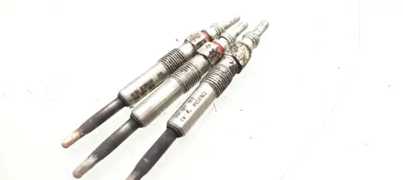 Skoda Octavia Mk2 (1Z) Glow plug 266001BE0