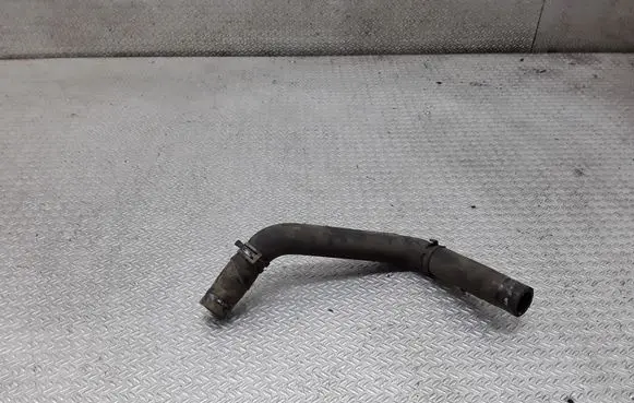 Volkswagen Touran I Engine coolant pipe/hose