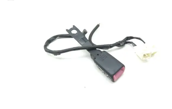 Lexus IS 220D-250-350 Front seatbelt buckle