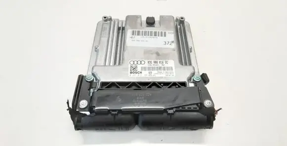 Audi A6 S6 C6 4F Engine control unit/module 03G906016GC 1039S15275 0281012169