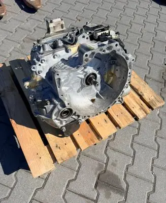 Peugeot 5008 II Automatic gearbox AWF8G30