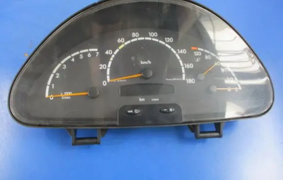 Mercedes-Benz Sprinter W901 W902 W903 W904 Speedometer (instrument cluster) A0014460721