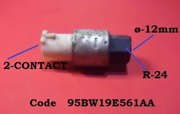 Air conditioning (A/C) pressure sensor