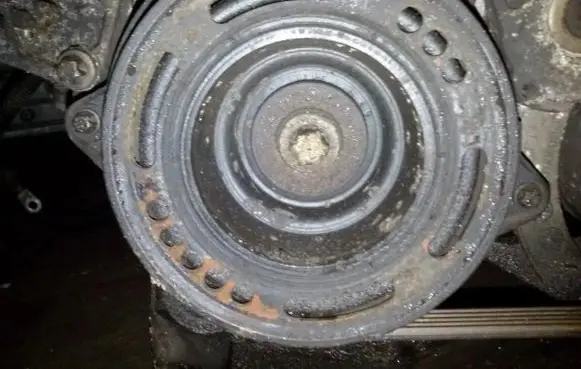 Opel Zafira B Crankshaft pulley