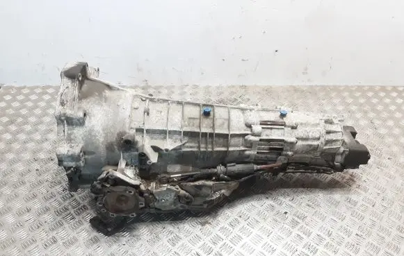 Audi A8 S8 D2 4D Automatic gearbox FBA 5HP19