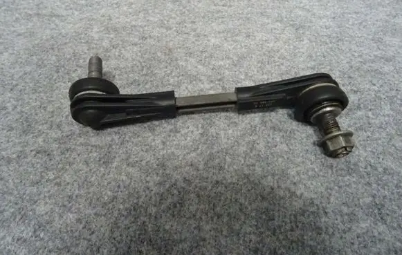 BMW 7 G11 G12 Front anti-roll bar/stabilizer link 6861485