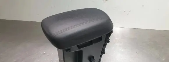 KIA Sportage Armrest 846813U030 SL914MV B0XNT0RAGE