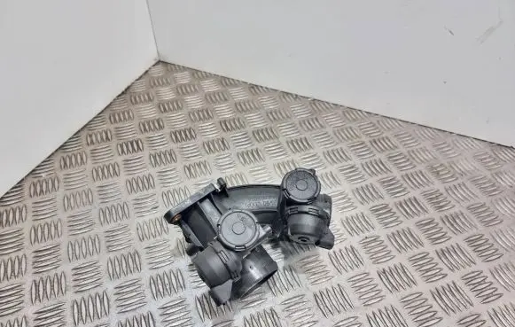 Peugeot 407 Throttle valve 9646846380