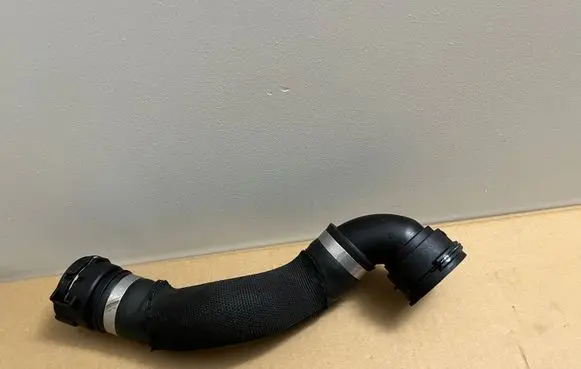 Audi A6 S6 C7 4G Engine coolant pipe/hose 4G0122101A