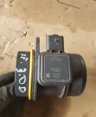 Jaguar XF X250 Mass air flow meter 4R8Q-12B579-AC