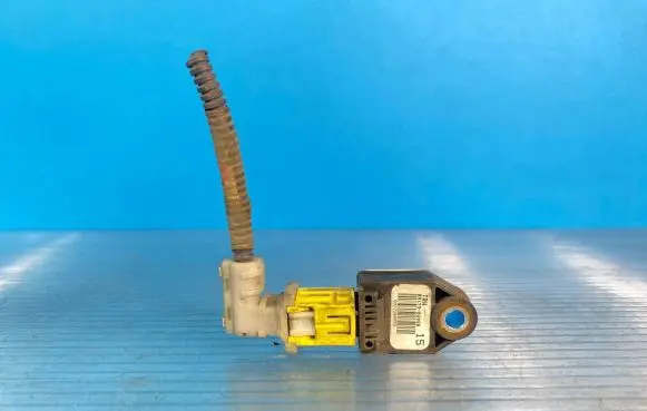 Toyota Auris 150 Airbag deployment crash/impact sensor 8917302050