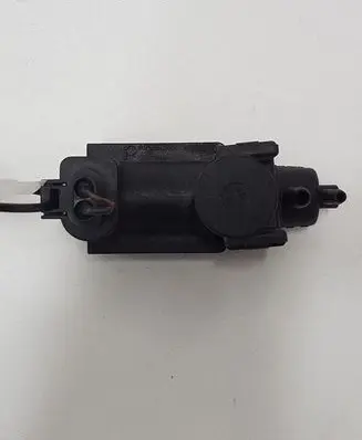 Volkswagen Touareg I Turbo solenoid valve 059906629 059906628 70101900