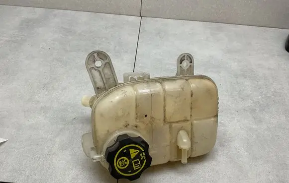 Opel Mokka Coolant expansion tank/reservoir 95421917