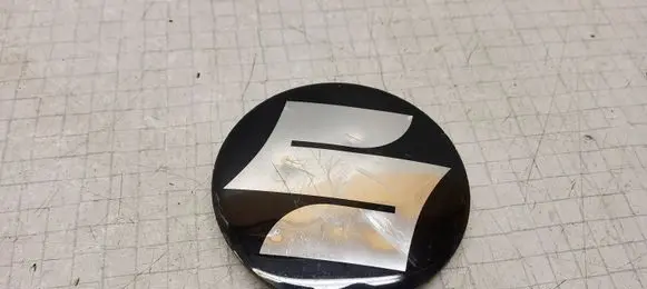 Volkswagen PASSAT B4 Non-original wheel cap 