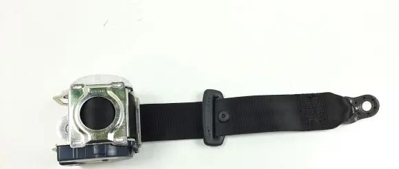 Rear seatbelt