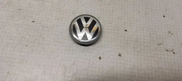 Volkswagen PASSAT B6 Original wheel cap 3B7601171