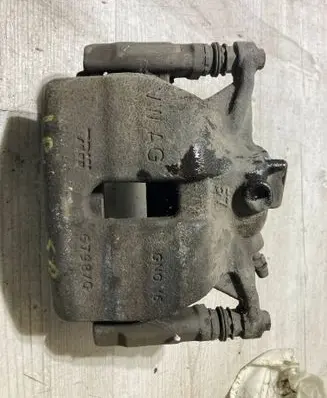 Skoda Superb B8 (3V) Front brake caliper 68798c