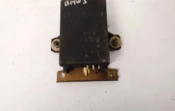 BMW 5 E34 Other control units/modules 0260002051 12168629