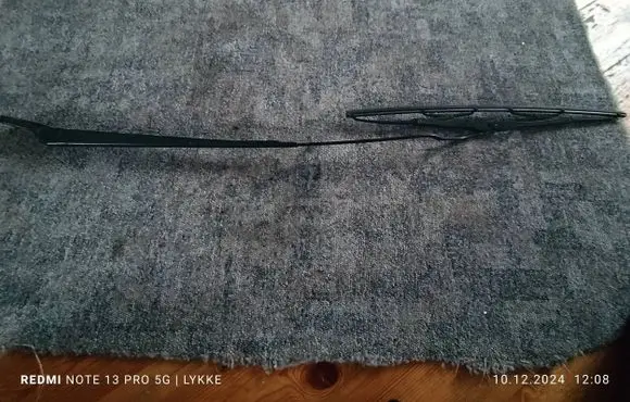 Citroen C5 Front wiper blade arm 071956