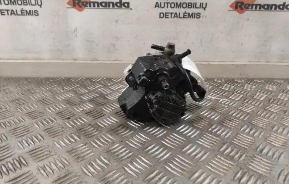 Iveco Daily 4th gen Fuel injection high pressure pump 0445010098
