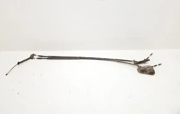 Handbrake/parking brake wiring cable