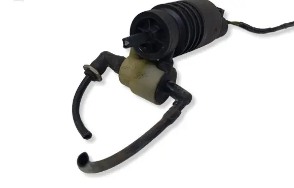 Volkswagen Polo III 6N 6N2 6NF Windscreen/windshield washer pump 