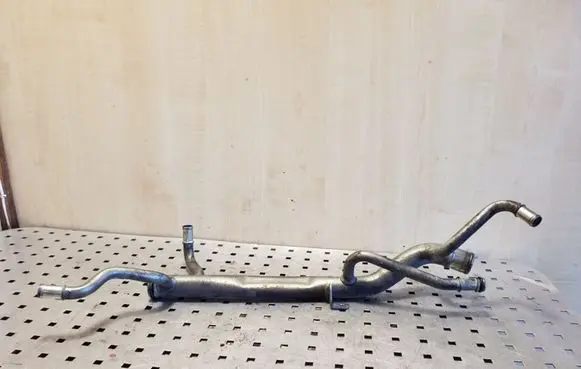 Volvo XC60 Engine coolant pipe/hose