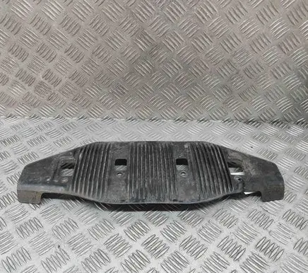 Rear underbody cover/under tray