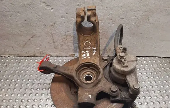 Peugeot 107 Front wheel hub spindle knuckle S17986091 B000905680