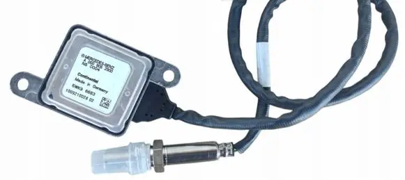 Mercedes-Benz C W205 Lambda probe sensor A0009052900