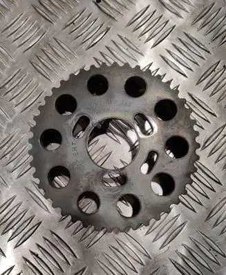 Volkswagen PASSAT B7 Camshaft pulley/ VANOS 03L109111