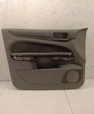 Ford Focus Front door card panel trim 4M51A23943C P9Z1A