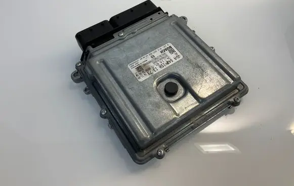 Mercedes-Benz E W211 Engine control unit/module A6421501379 1039S09362 0281012025