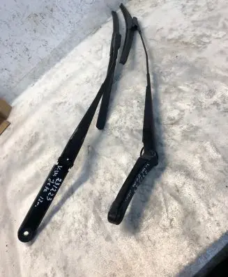 Volkswagen Jetta VI Windshield/front glass wiper blade 5c7955410
