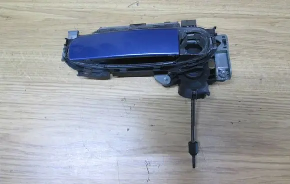 Audi A4 S4 B6 8E 8H Front door exterior handle