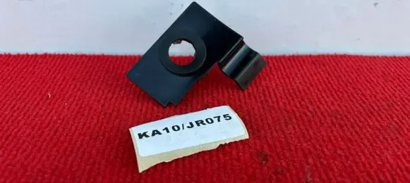 Opel Insignia B Front parking sensor holder (PDC) 39107472