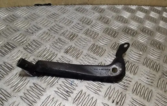 Mercedes-Benz ML W163 Other engine bay part A6120960045