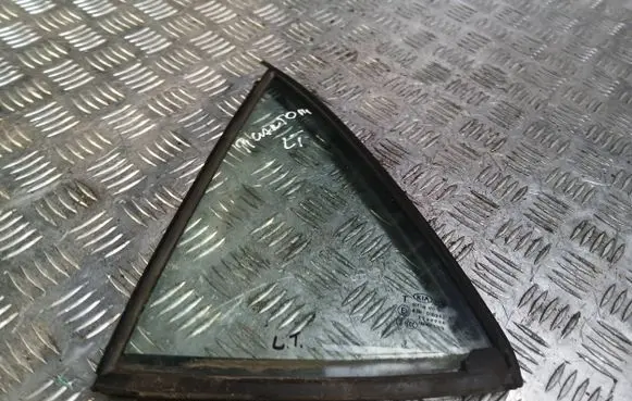 KIA Picanto Rear side window