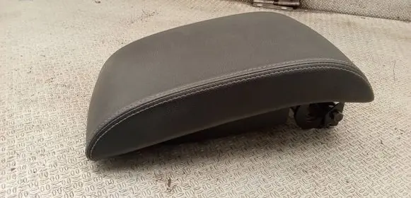 Ford Mondeo MK IV Armrest 