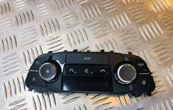 Opel Insignia A Climate control unit 13273095