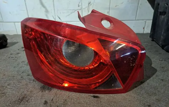 Seat Ibiza IV (6J,6P) Rear/tail lights
