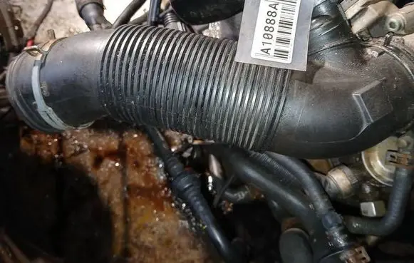 Skoda Octavia Mk1 (1U) Air intake hose/pipe 1J0129684BHBJ