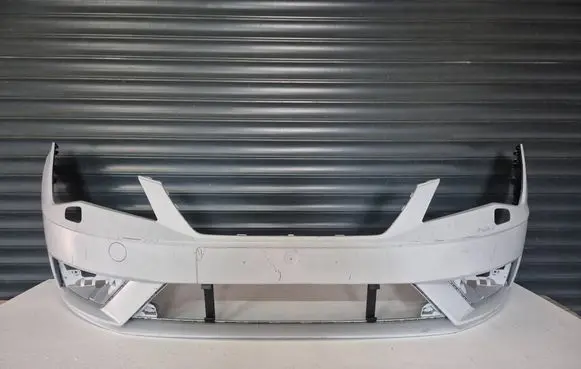 Seat Leon (5F) Front bumper 5F0807221R