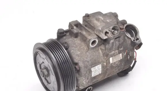 Volkswagen Polo Air conditioning (A/C) compressor (pump) 6G0820803J
