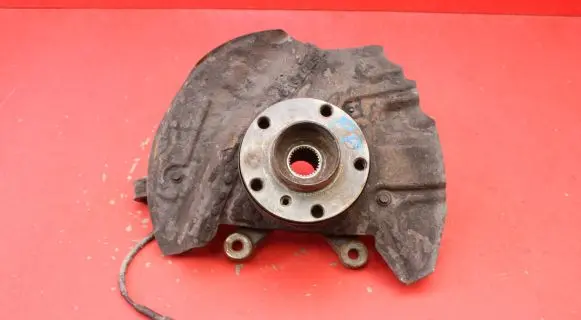 BMW X5 E53 Front wheel hub spindle knuckle