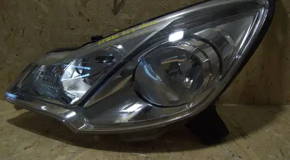 Citroen DS3 Headlight/headlamp 9673814980