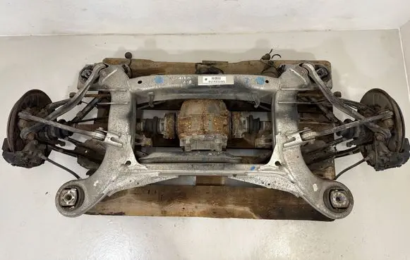 Mercedes-Benz CL C215 Rear axle beam with reductor A2153300707 A2203501410 A2203500201