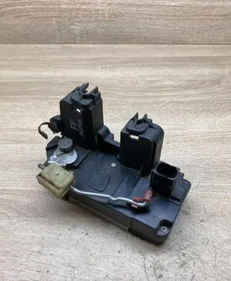 Opel Signum Rear door lock 24447345 LEFTSIDE