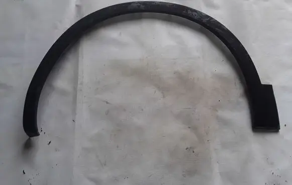 Nissan Qashqai+2 Front arch trim 63811JD000